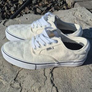 Vans Men's Cream Checkered Sneakers Size 7  Womens Size 8.5